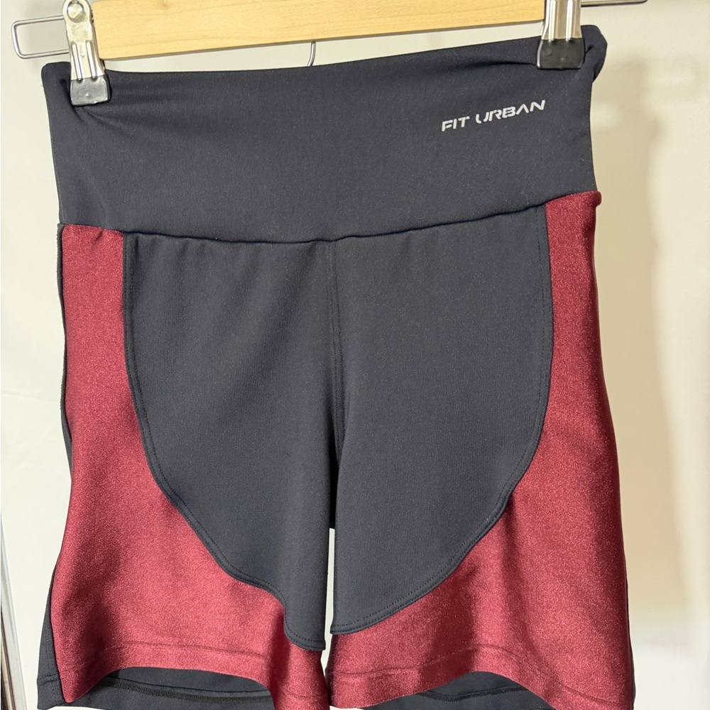 Matching Activewear Set Burgundy Black Sports Bra Biker Shorts Workout Set - Picture 4 of 13